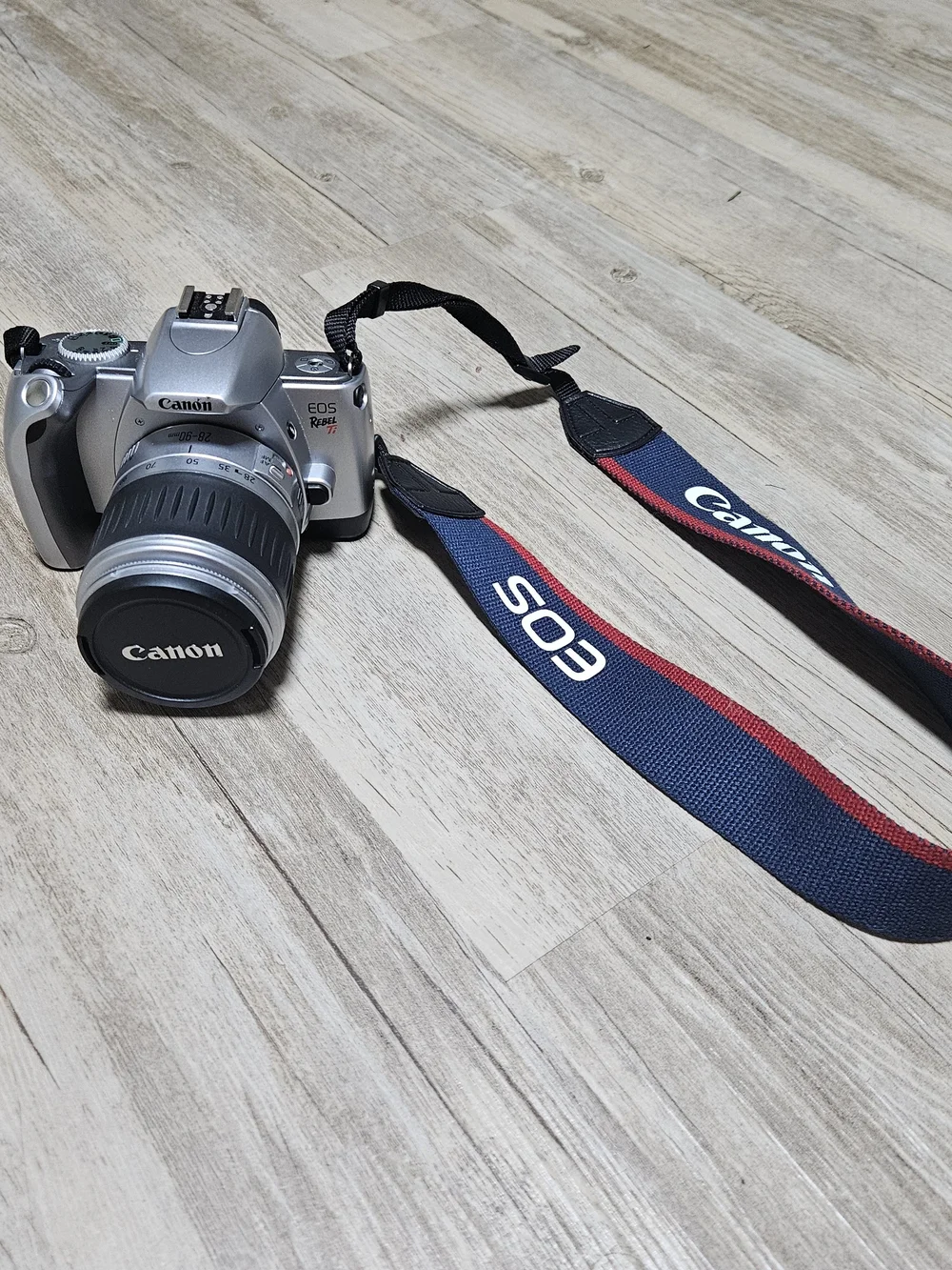 Canon EOS Rebel Ti 35 mm Film Camera With Strap And EF 28-90mm Zoom Lens